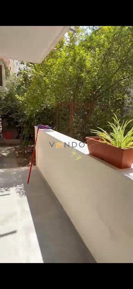 Apartment 2+1+ yard for rent in the Center near the Gallery