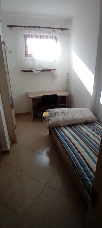 Shitet Apartament 2+1+2 tek Zogu i Zi