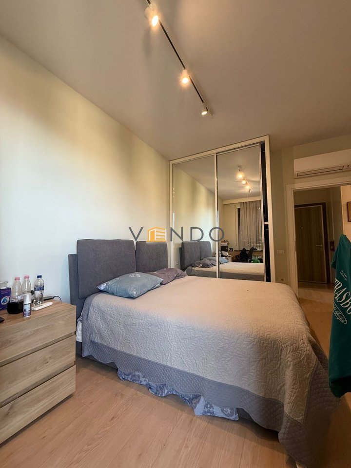 Appartamento 1+1 in vendita a Xhamllik vicino all'ospedale n.5