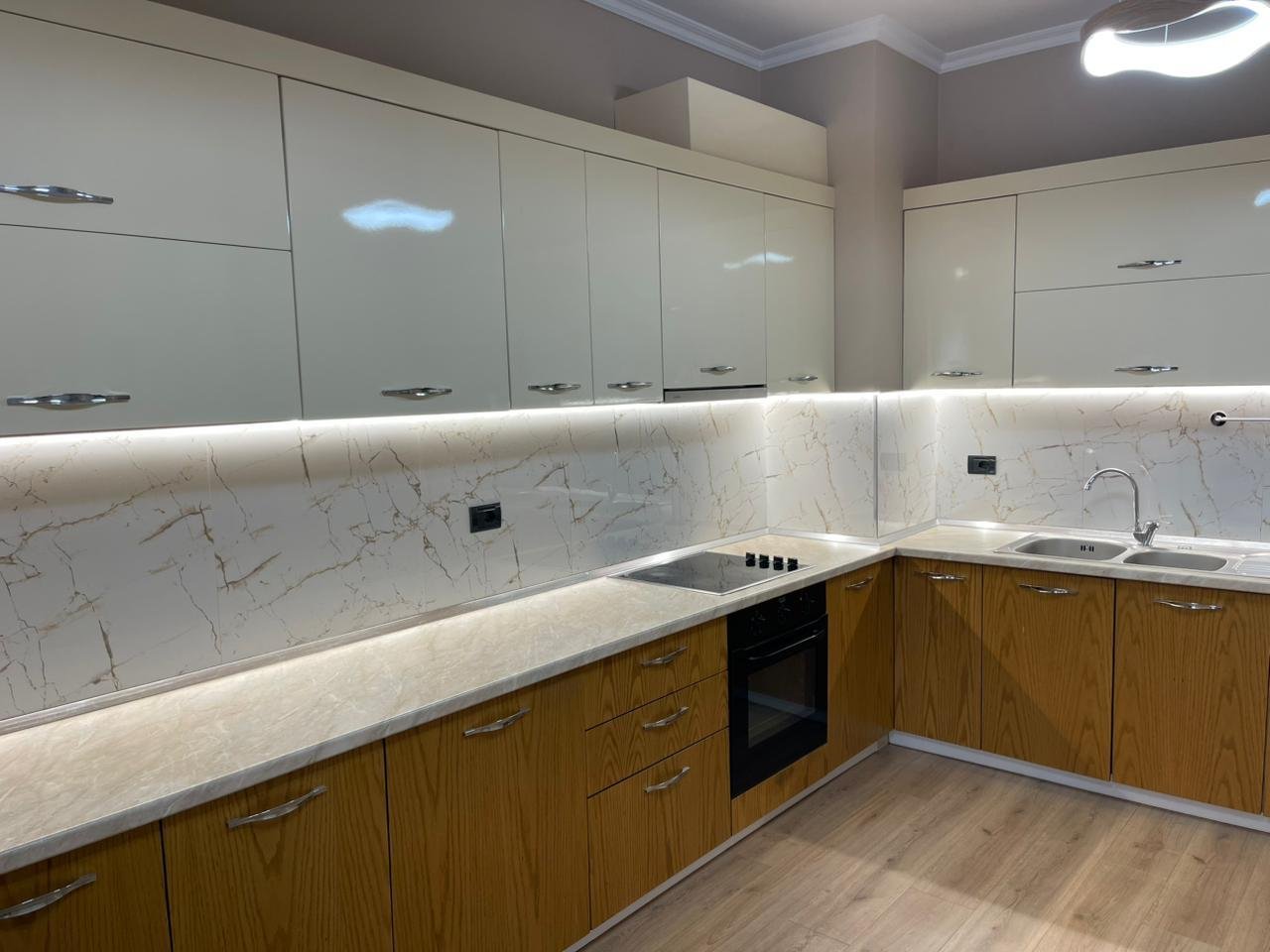 Apartment 1+1 for rent at Kosovareve Street/ Center