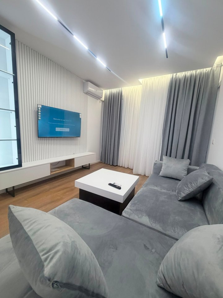 Appartamento 1+1 in affitto a 21 Dhjetori/ vicino all'Hotel Mondial