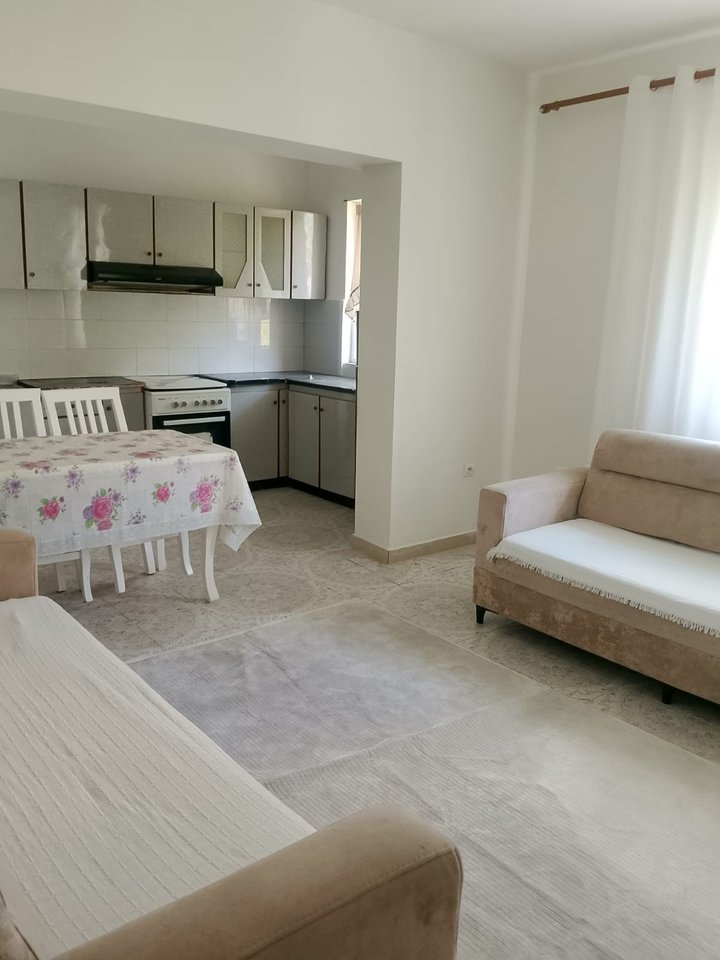 Apartment 2+1 for rent Mihal Grameno/ Former Electric Market