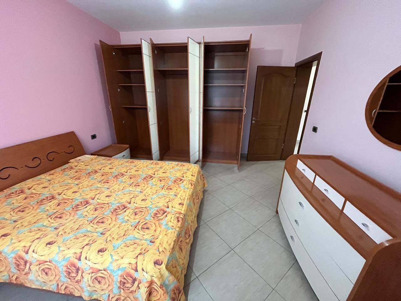 Affittasi appartamento 2+1 presso Kodra e Priftit