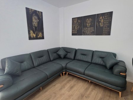 Jepet me qera Apartament 1+1 ne Linze/ Prane Restorant Olsi