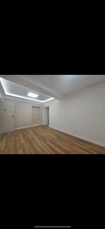 For rent entrance 2+1 for office opposite the new maternity Brryl