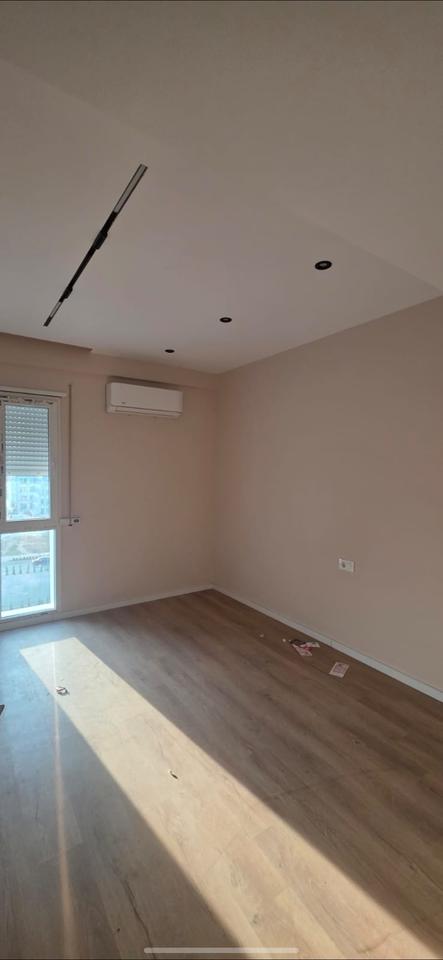 For rent 2+1 at the former customs near the Vajza building in Peja