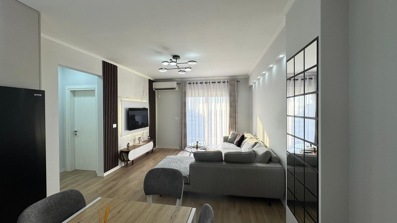 Apartment 2+1 for Sale in Kamez/ Donald Trump Boulevard