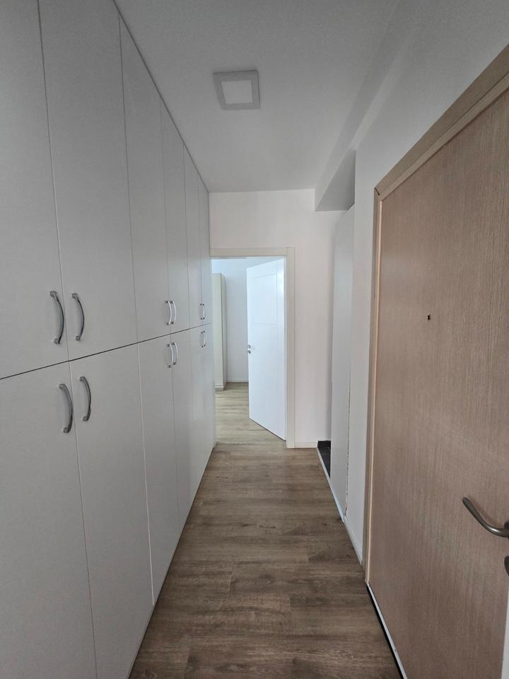 Jepet me qera Apartament 1+1 ne Linze/ Prane Restorant Olsi