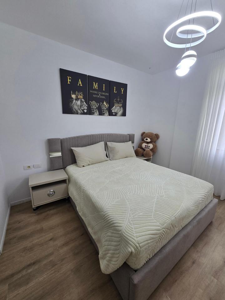 Jepet me qera Apartament 1+1 ne Linze/ Prane Restorant Olsi