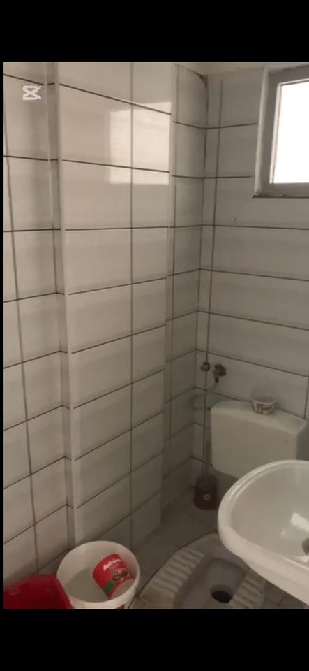 Jepet me qira lokal 160m² perballe UKT Misot Mame