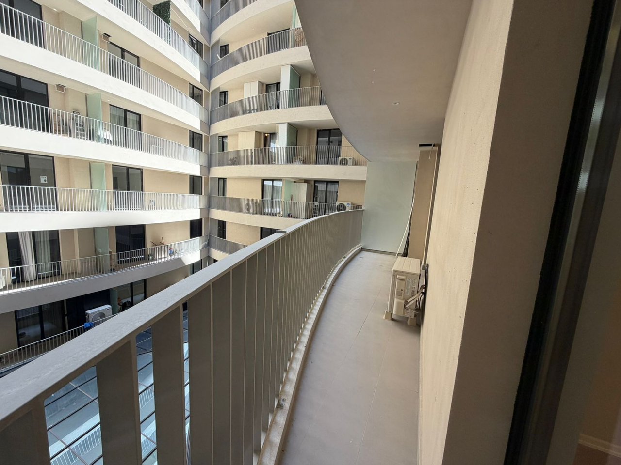 Office 2+1+2 for rent at Mine Peza/ Golden Tower