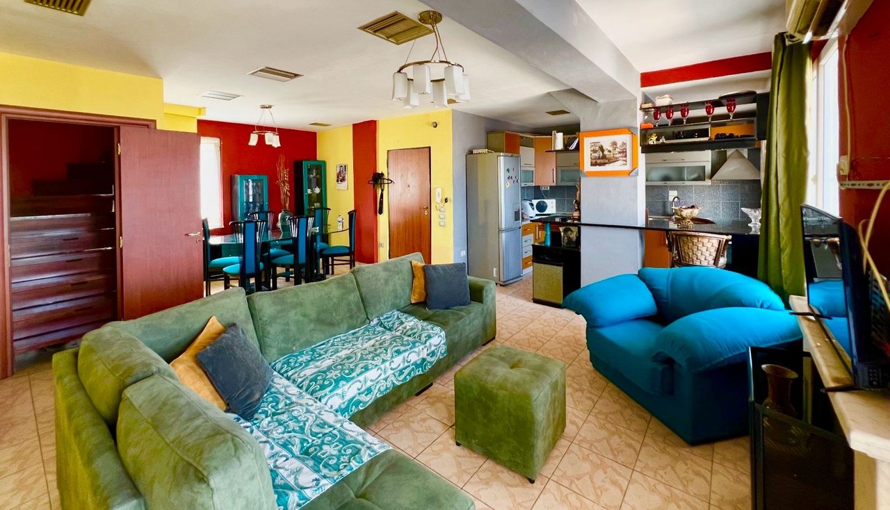 Duplex 4+1+2 for sale at Kodra e Diellit nr1/ Near the Eleonore foundation.