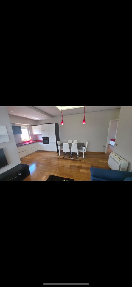 Shitet Apartament 2+1 tek Liqeni i Thate Penthouse