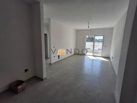 Jepet me qira apartament 2+1 tek KOMPLEKSI AURA, RRUGA DRITAN HOXHA