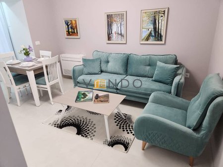 Jepet me qira apartament 2+1 tek Stadiumi Dinamo.