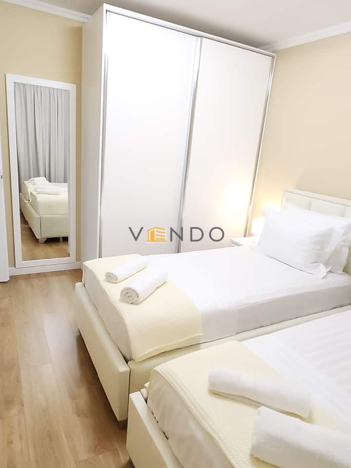 Jepet me qira apartament 2+1 tek Stadiumi Dinamo.