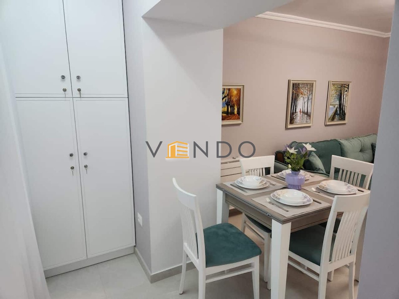 Jepet me qira apartament 2+1 tek Stadiumi Dinamo.