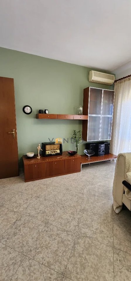 Appartamento 1+1 in affitto al Nuovo Bazar / Vicino a Toptani.
