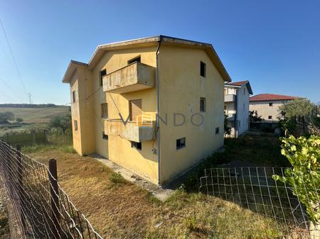 Two-storey villa for sale in Durres near the Pjeza crossroads