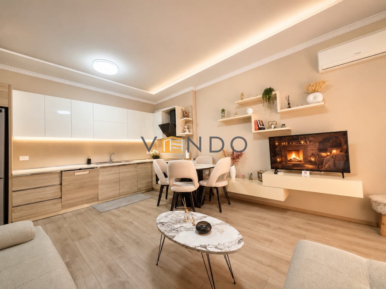 Shitet Apartament 1+1 ne Astir tek Rrethrrotullimi