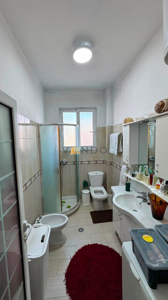 Vendesi in vendita 1+1 a Saranda / Con vista sul mare