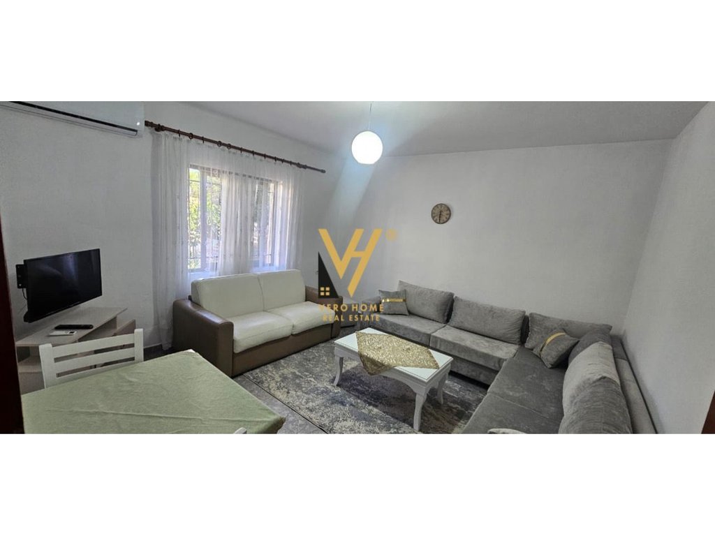 JEPET HYRJE 1+1 ME QIRA TE ISH PARKU I AUTOBUZAVE 550 EURO