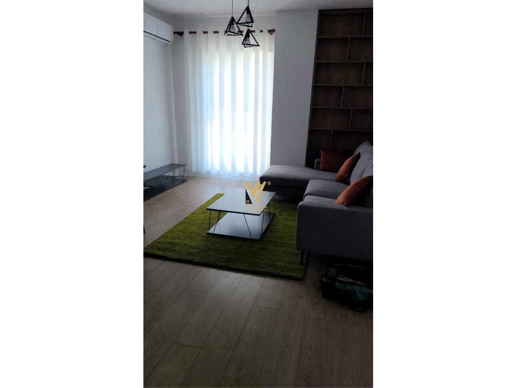 JEPET APARTAMENT 1+1 ME QIRA TE UNIVERS CITY 400 EURO