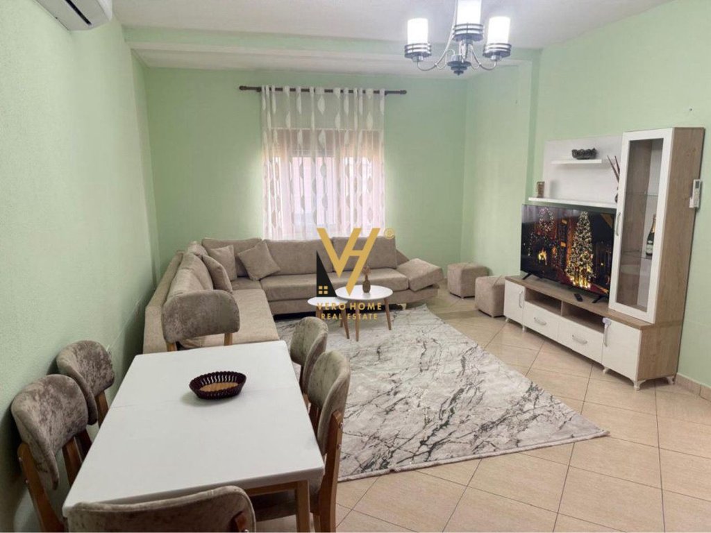 JEPET APARTAMENT 2+1+BLK ME QIRA TE QYTET STUDENTI 45.000 LEKE