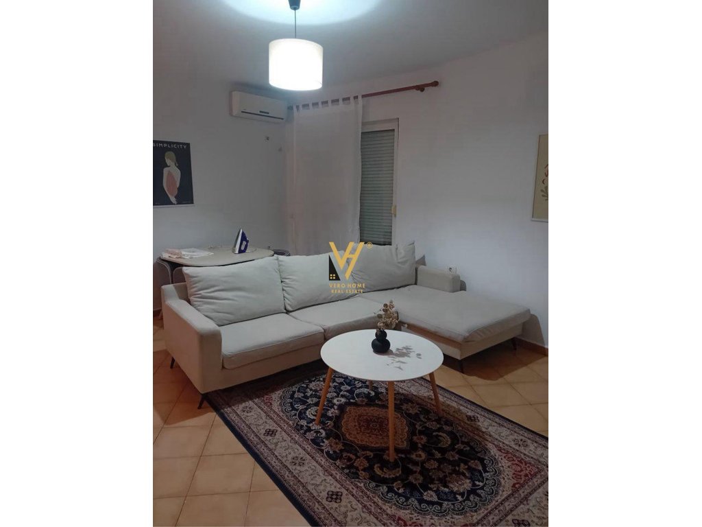 JEPET APARTAMENT 1+1+BLK ME QIRA TE RRUGA E ELBASANIT 72.000 LEKE