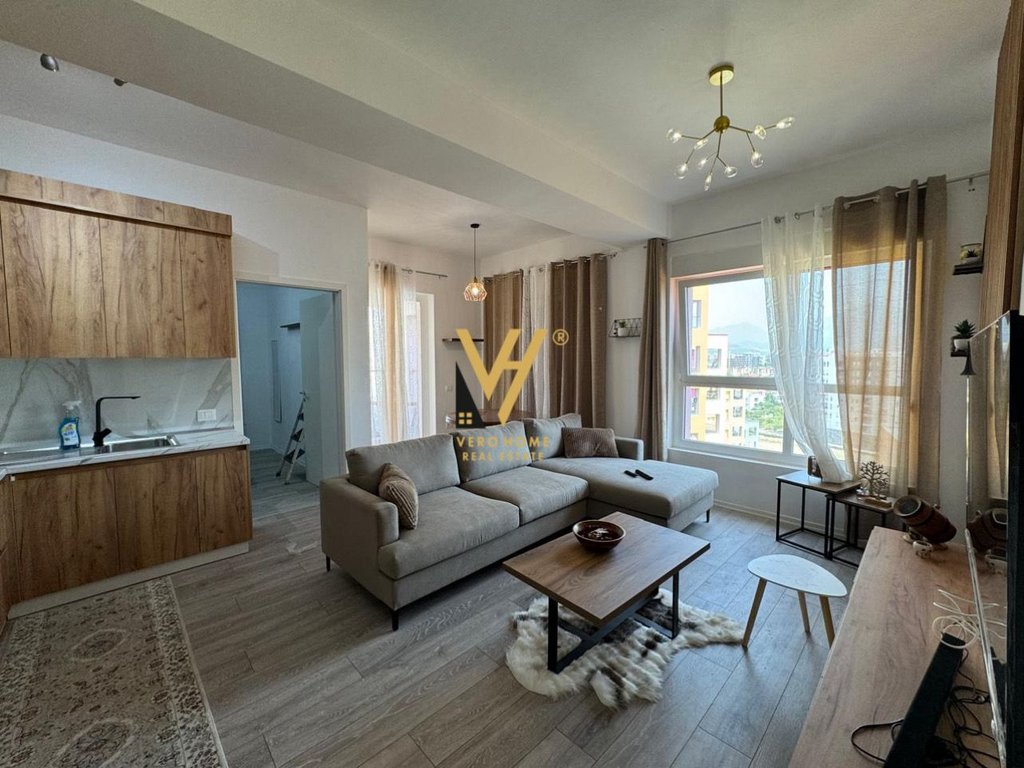 JEPET APARTAMENT 2+1 ME QIRA TE MANGALEM, ALI DEM 450 EURO