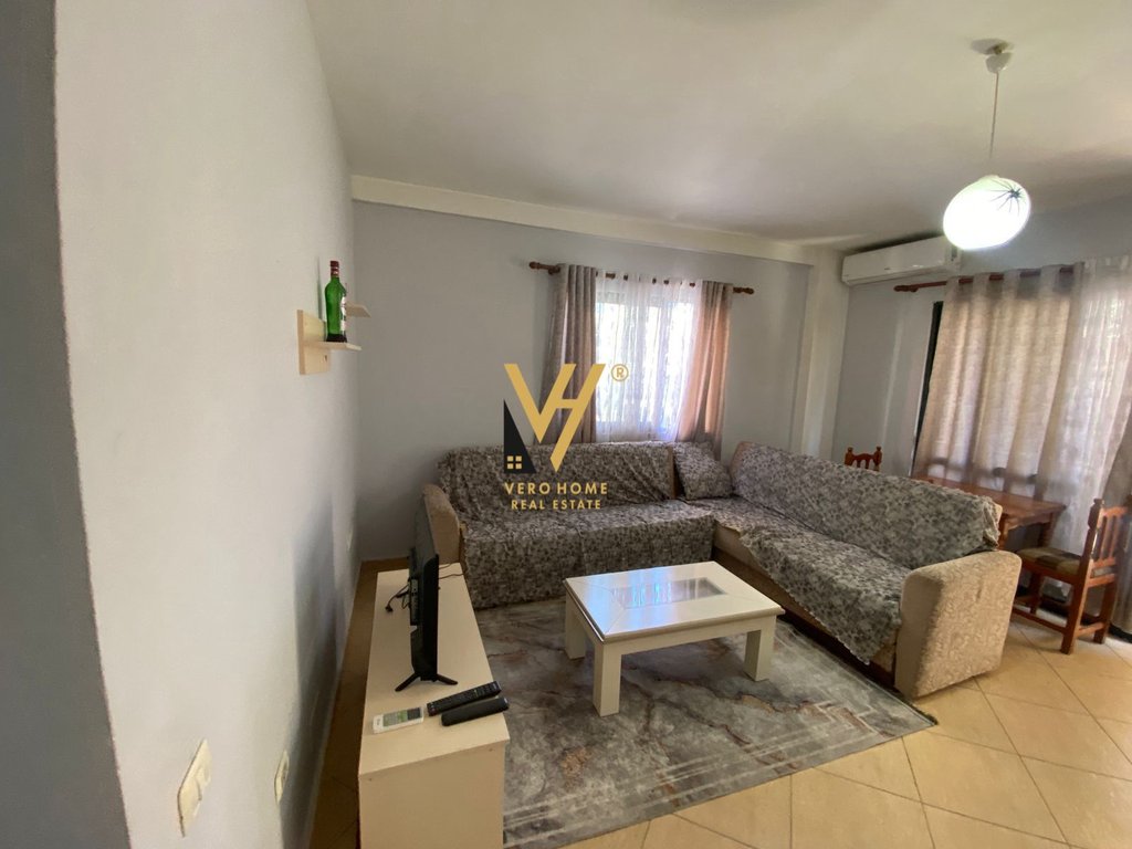 JEPET APARTAMENT 2+1+2BLK ME QIRA TE KOMUNA E PARISIT 60.000 LEKE