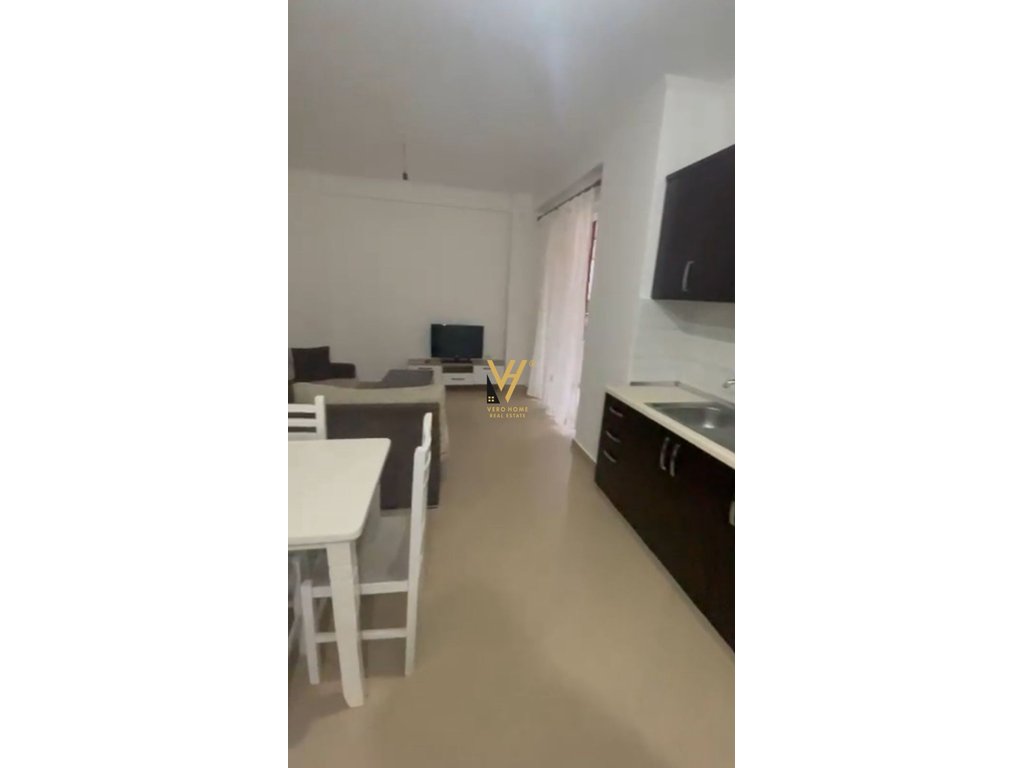 JEPET APARTAMENT 2+1+2+BLK ME QERA NE SELITE 470 EURO
