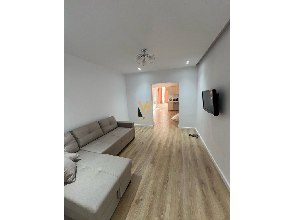 JEPET APARTAMENT 1+1 ME QERA TE RRUGA NAIM FRASHERI 490 EURO