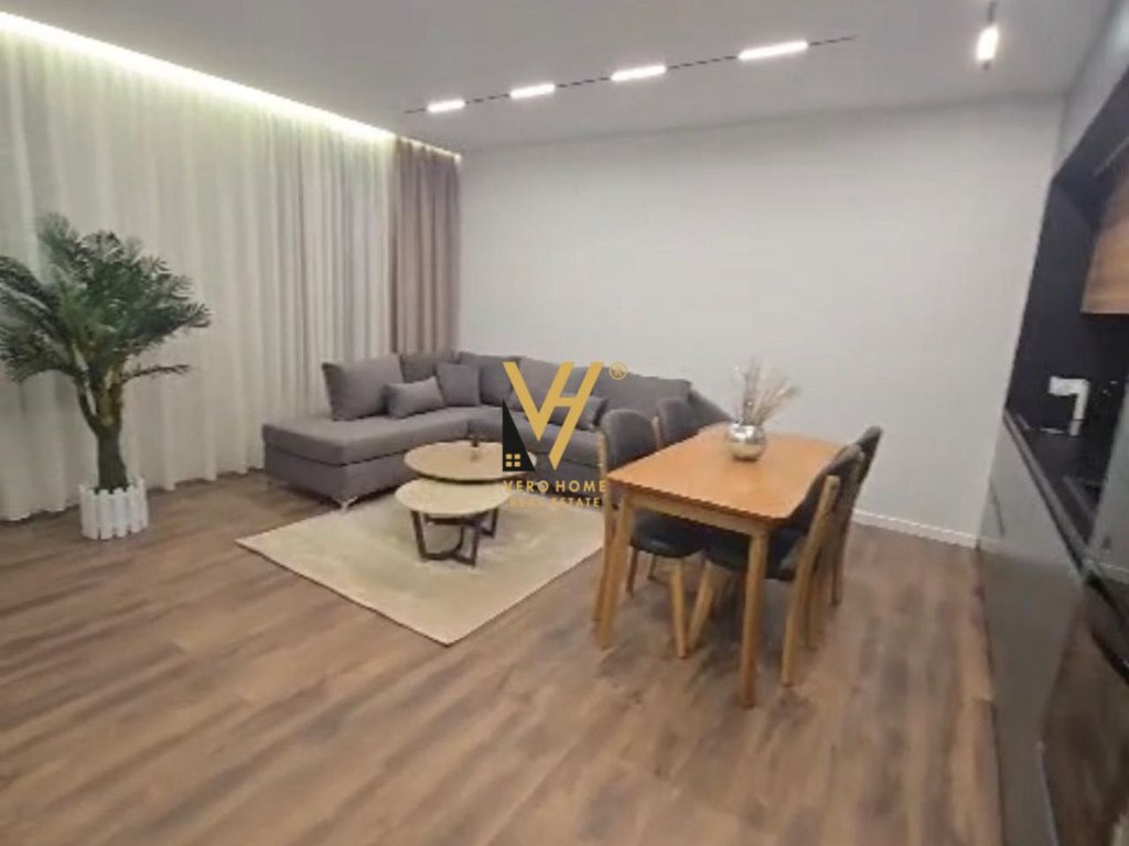 JEPET APARTAMENT 2+1+BLK ME QIRA TE JORDAN MISJA 75.000 LEKE