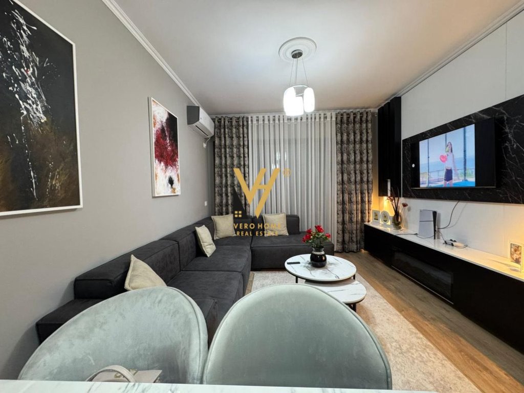 JEPET APARTAMENT 1+1+BLK ME QIRA NE ASTIR 550 EURO