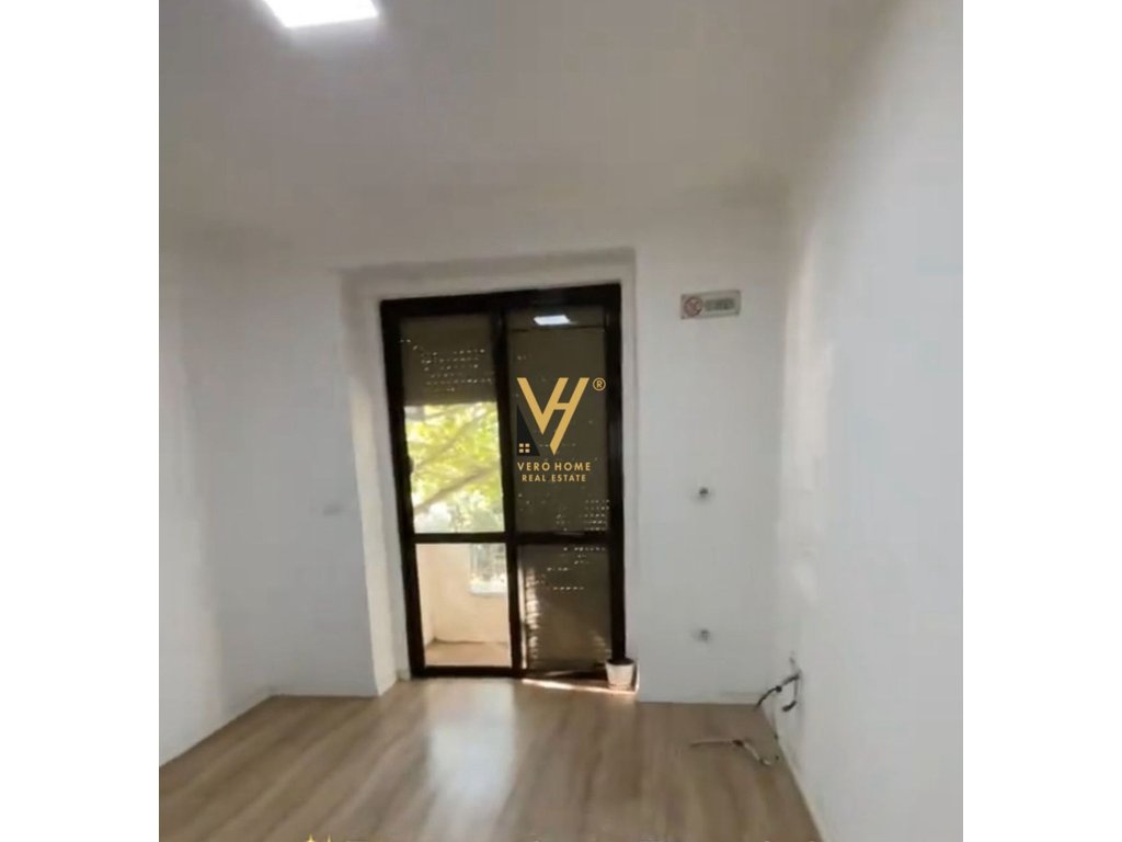 JEPET ZYRE 66 M2 ME QIRA TE VASIL SHANTO 70.000 LEKE