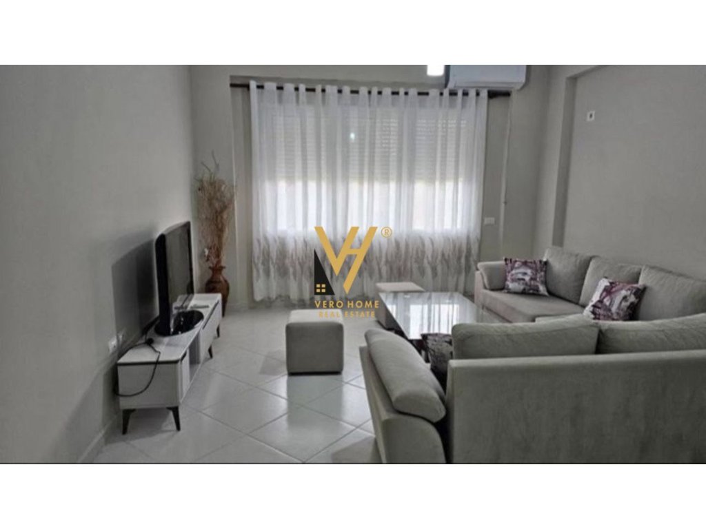 JEPET APARTAMENT 2+1 ME QERA TE KOPSHTI ZOOLOGJIK 650 EURO