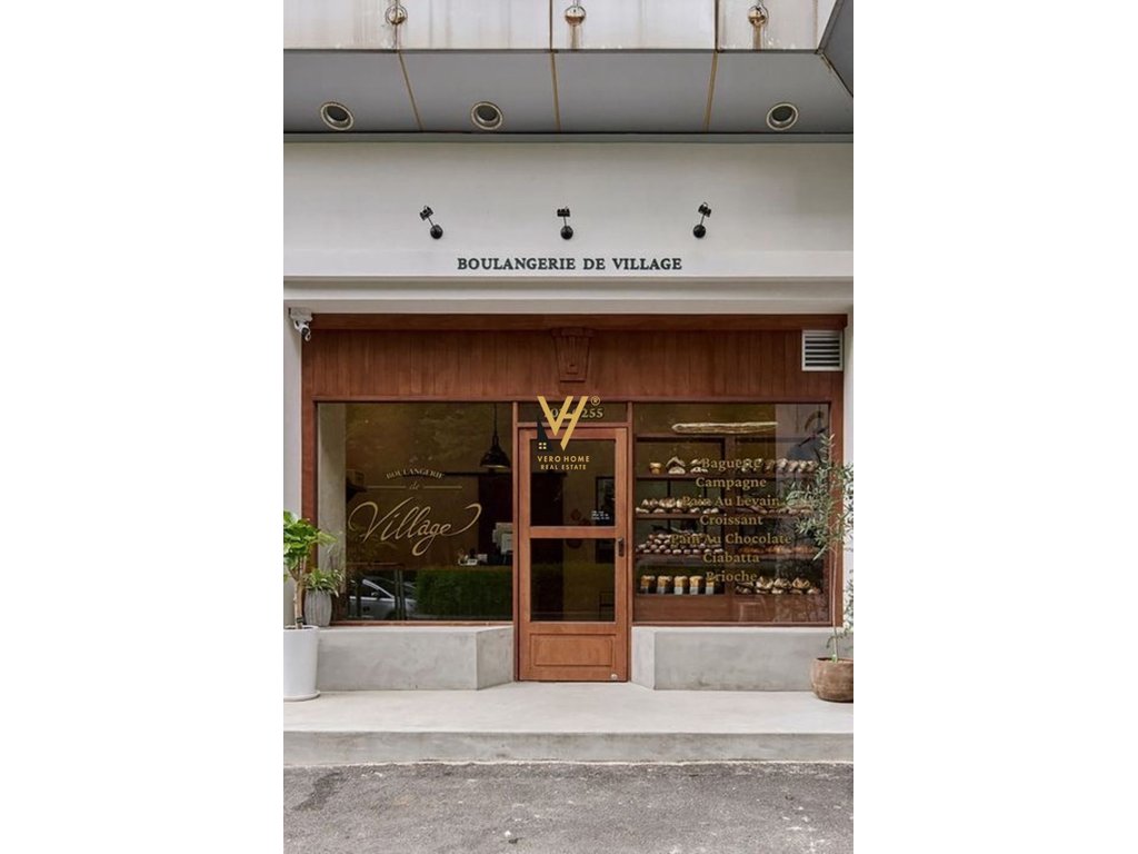 SHITET DYQAN 64 M2 TE MYSLYM SHYRI 725.000 EURO