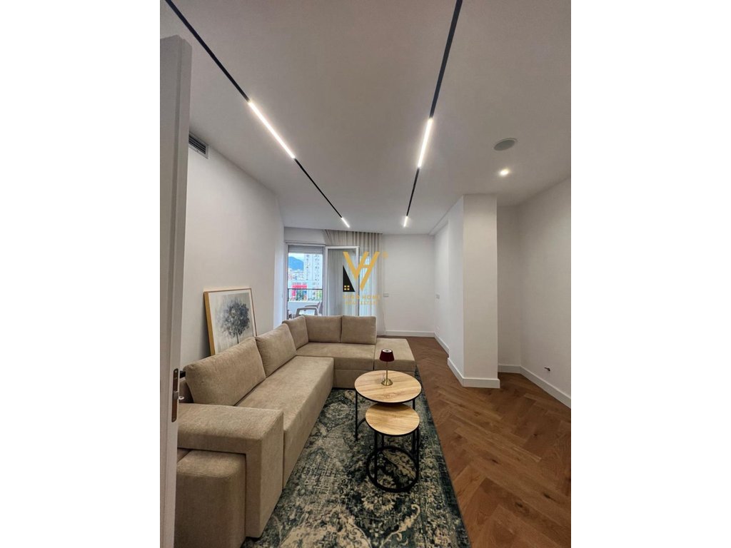 JEPET APARTAMENT 2+1+2+BLK ME QIRA TE RRUGA E DURRESIT 1.200 EURO