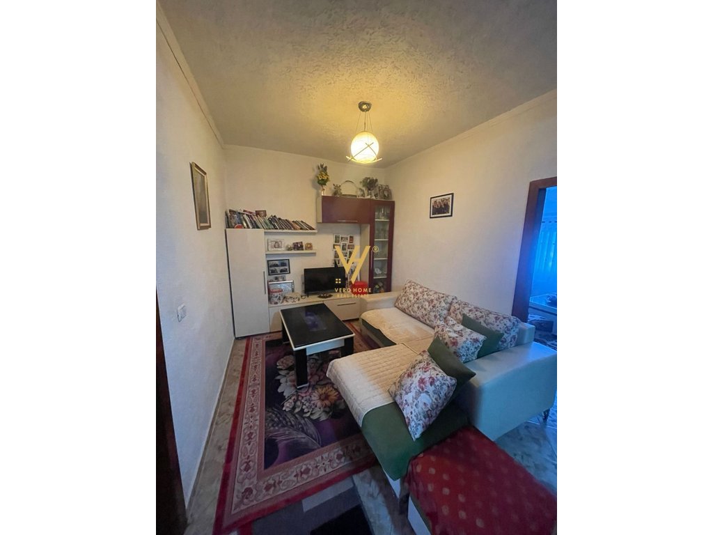 JEPET APARTAMENT 3+1 ME QIRA NE DON BOSKO 450 EURO