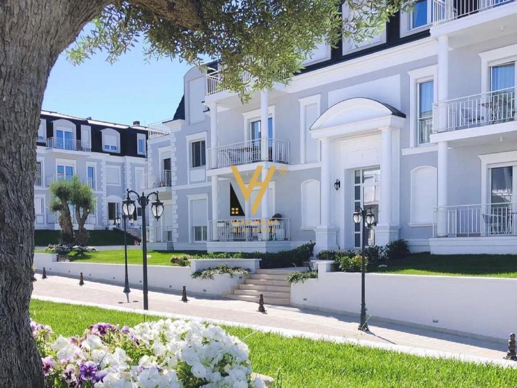 JEPET APARTAMENT 2+1+2+2BLK ME QERA TE JOY RESIDENCE,TEG 2.200 EURO