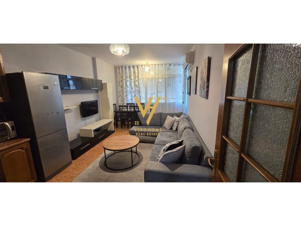 JEPET APARTAMENT 1+1+BLK ME QERA TE ISH PARKU AUTOBUSAVE 500 EURO