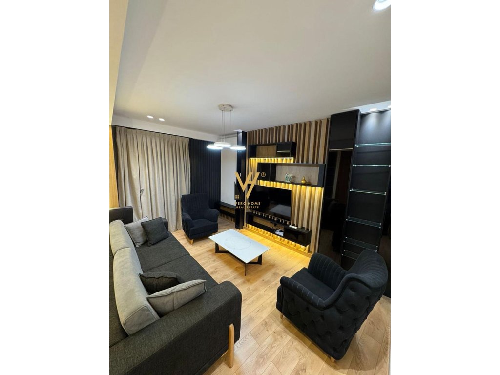 JEPET APARTAMENT 1+1+BLK ME QERA TE VILA GOLD,SELVIA 80.000 LEKE