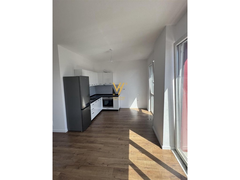 JEPET APARTAMENT 1+1+BLK ME QERA TE BULEVARDI I RI 450 EURO