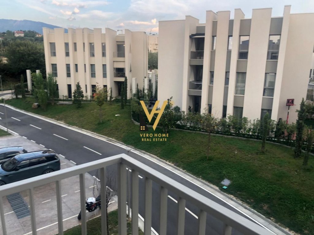 JEPET APARTAMENT 2+1+2 ME QIRA TE LIQENI I THATE 1.500 EURO