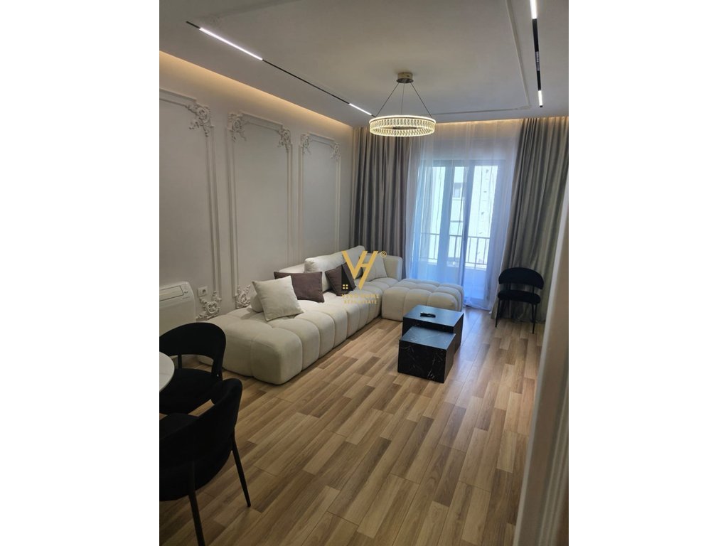 JEPET APARTAMENT 2+1+2 ME QIRA NE ASTIR 1.000 EURO