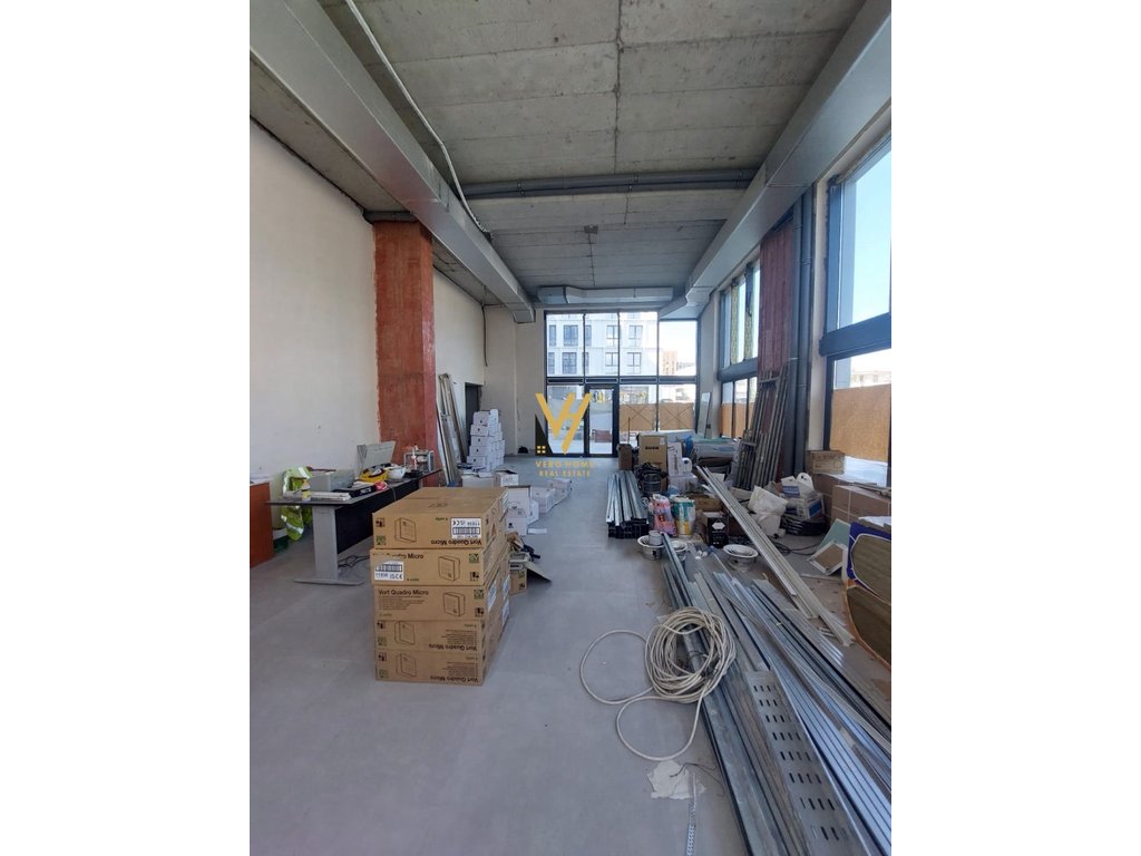 SHITET DYQAN 111 M2 NE DON BOSKO 430.000 EURO