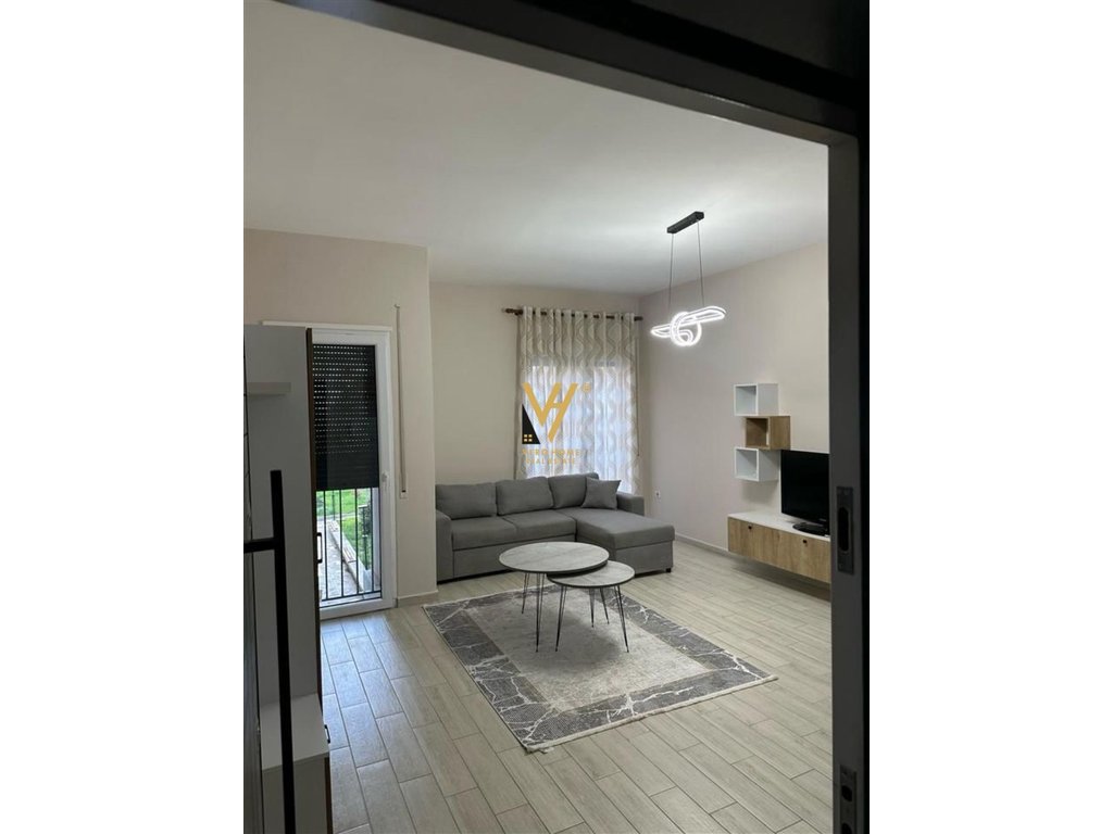 JEPET APARTAMENT 1+1+BLK ME QIRA TE KOMPLEKSI JOLLA, ASTIR 420 EURO