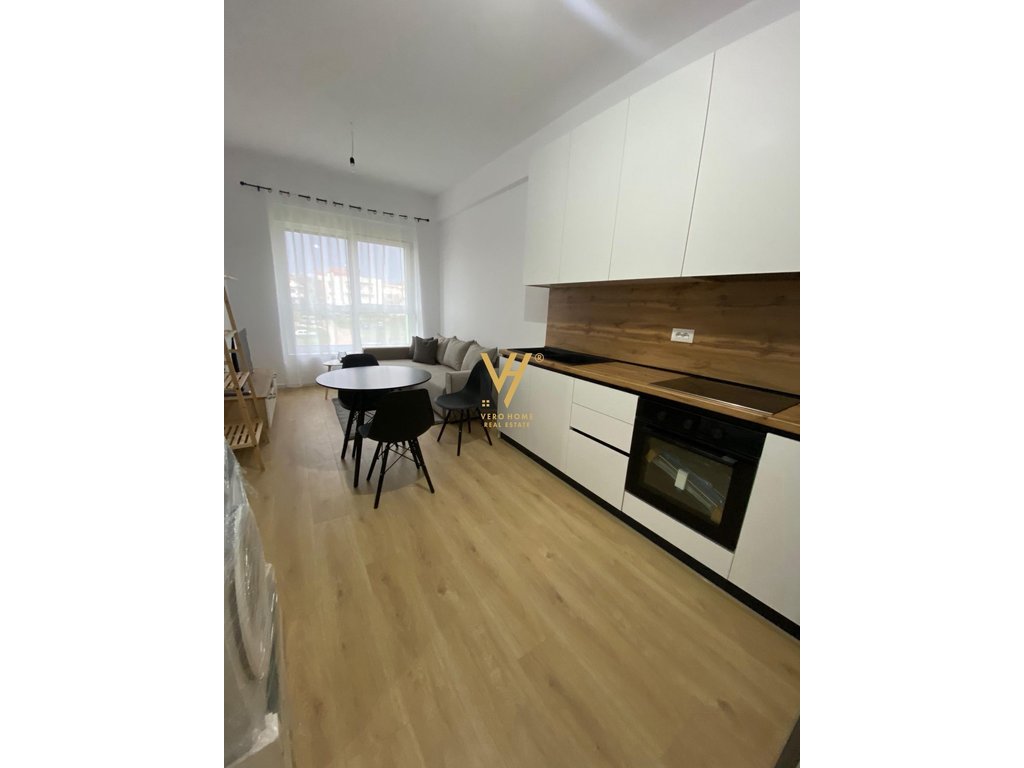 JEPET APARTAMENT 1+1+BLK ME QERA TE KADIU, ALI DEM 40.000 LEKE
