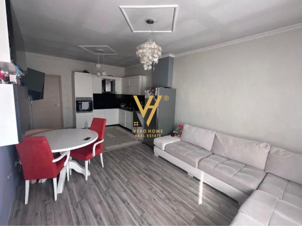 JEPET APARTAMENT 1+1+BLK ME QERA NE ASTIR 450 EURO